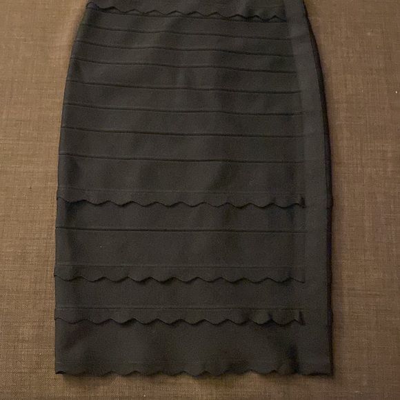 Herve Leger Dress - Picture 3 of 4